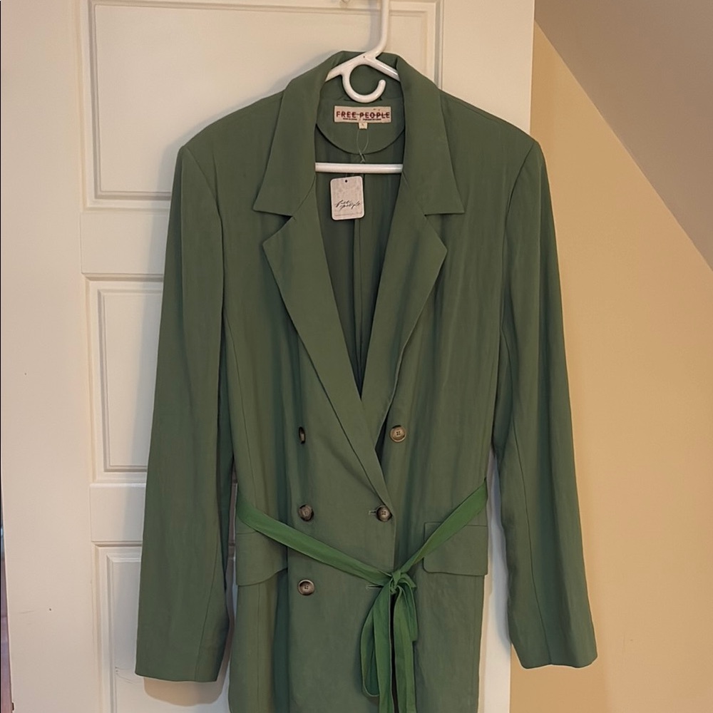 Free People💚Celery Green Belted Blazer (L)